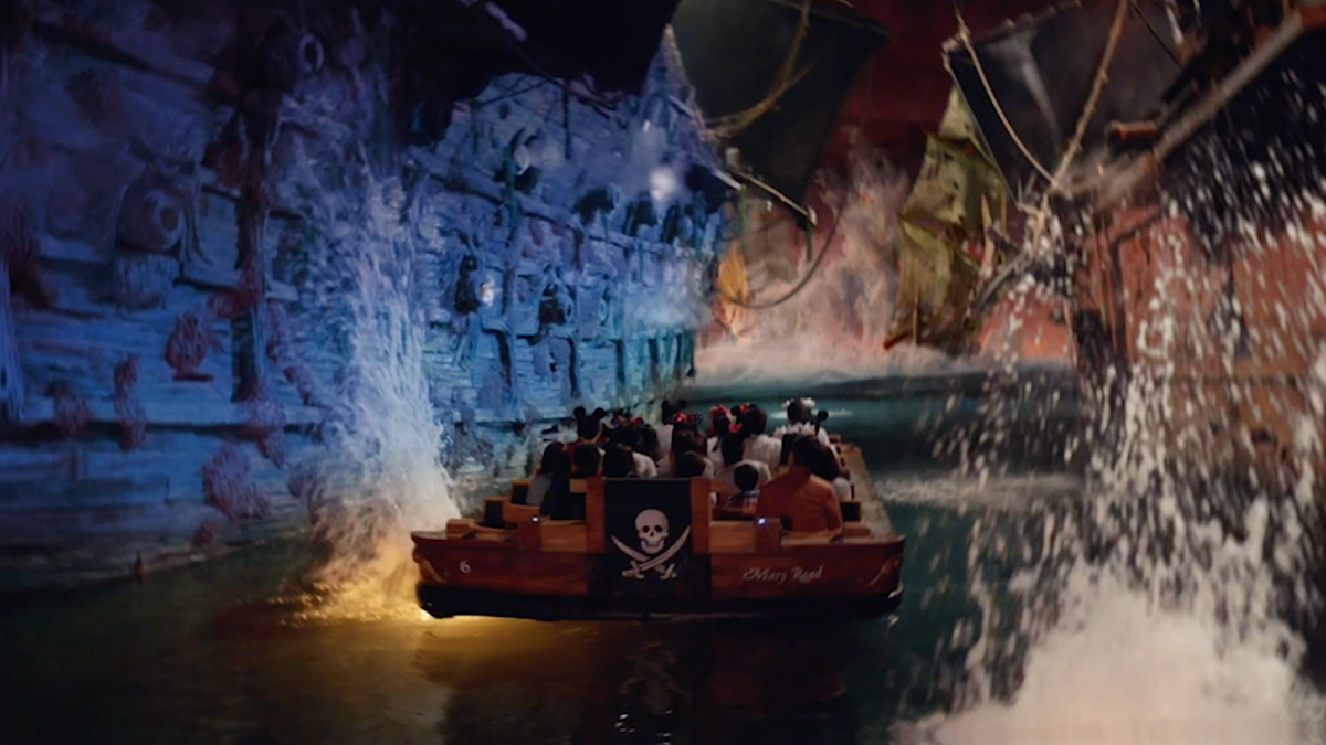 Pirates of the Caribbean | Attractions | Shanghai Disney Resort