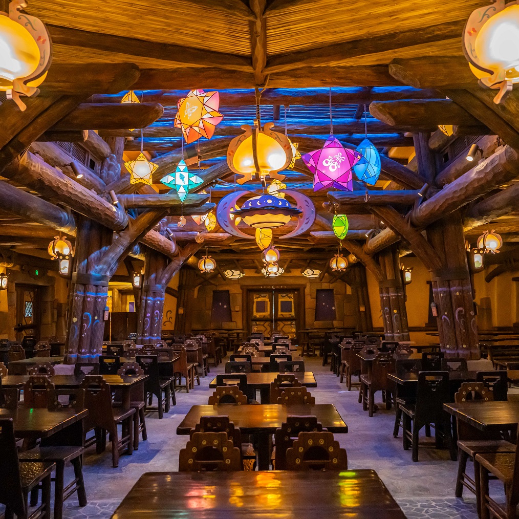 Duffy and Friends Celebration Hall | Dining | Shanghai Disney Resort